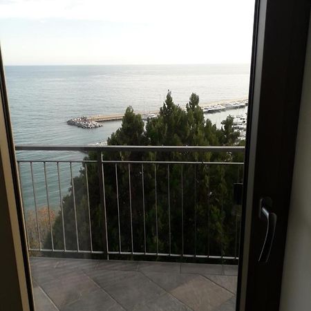 B&B Nido Sul Mare Alassio Eksteriør billede