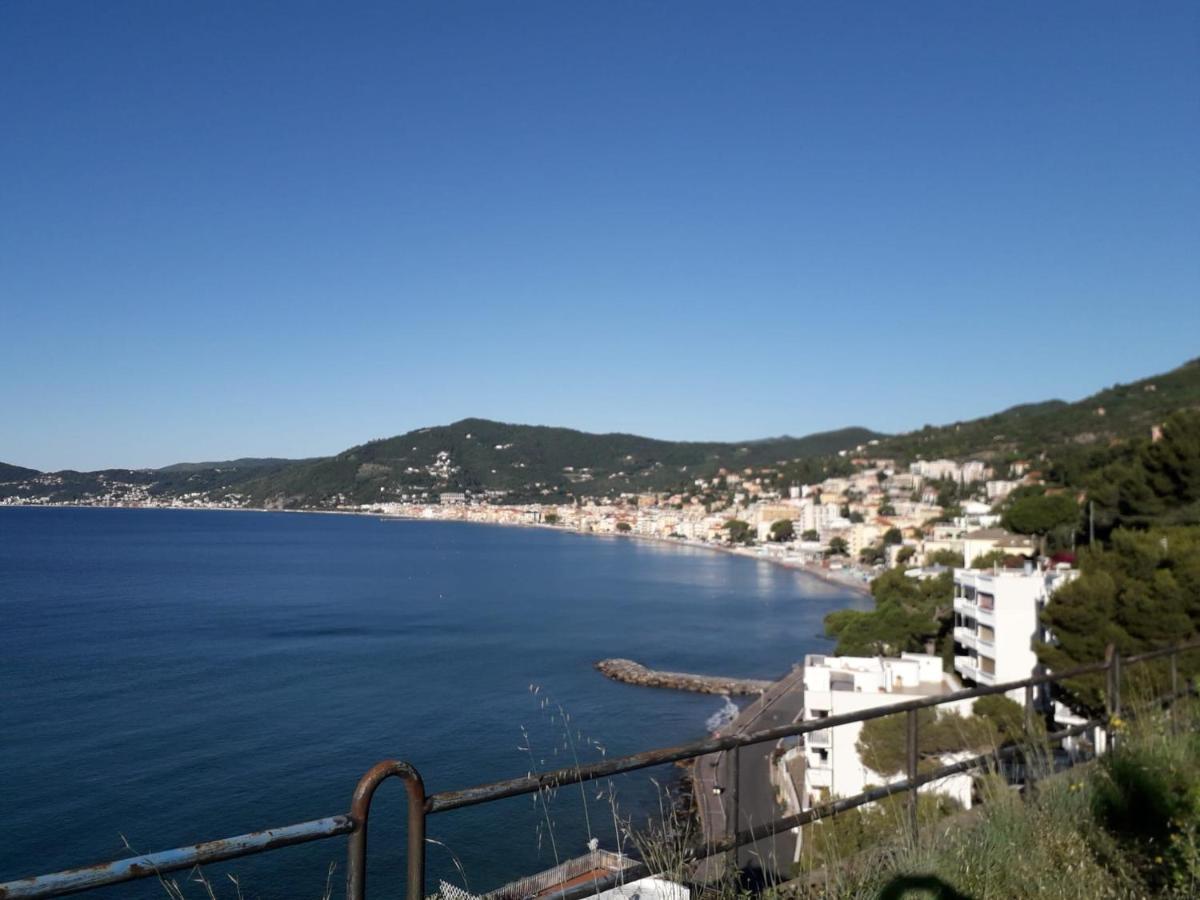 B&B Nido Sul Mare Alassio Eksteriør billede